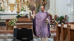 image:Image Aby byla služba církve pravdivá