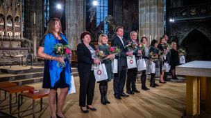 image:Image Charita poděkovala deseti lidem