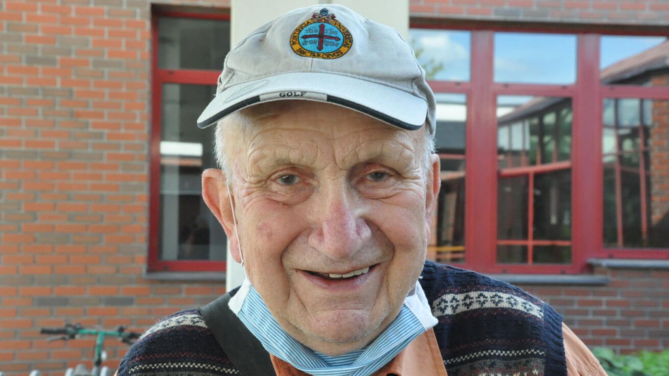 image:Image „Přiznání se k víře nemělo pro mě tehdy na fakultě žádné následky,“ vzpomíná botanik Jan Květ.