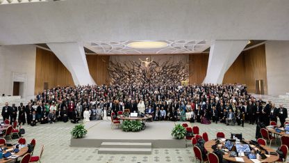 image:Image Láska je vroucím srdcem církve