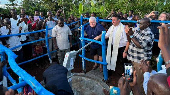 image:Image Adopce na dálku pomáhá 30 let