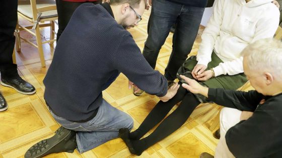 image:Image Po modlitbě za uzdravení zažili mnozí účastníci úlevu od bolesti.