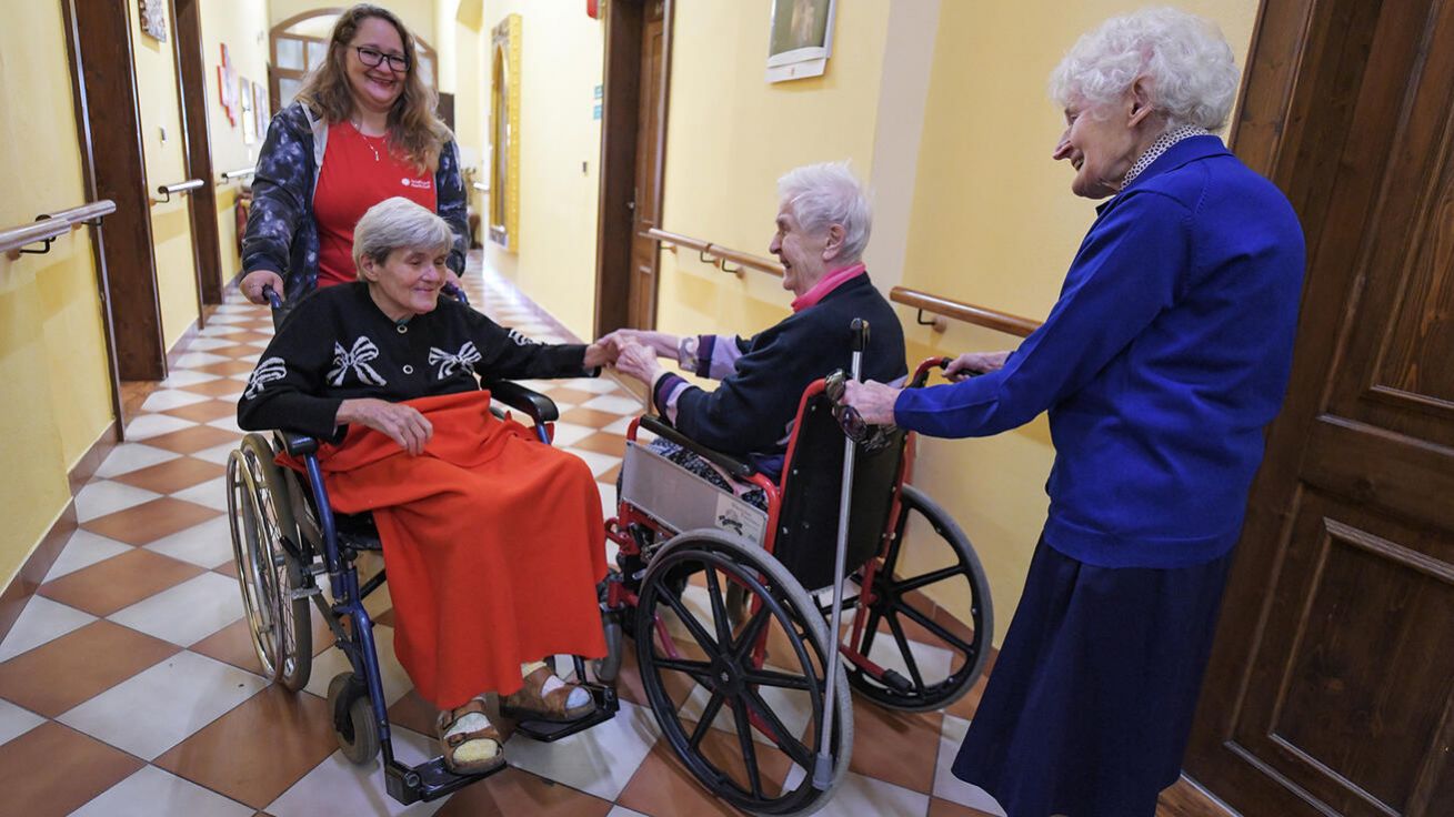 image:Image Domov sv. Václava pro kněze a pracovníky v církvi ve Staré Boleslavi pomáhá lidem prožít stáří v Boží blízkosti.