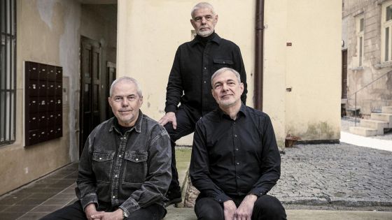 image:Image Bratři Ebenové opět v přehrávači