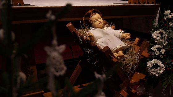 image:Image „Narození Ježíše je středobodem Vánoc a my si přejeme, aby se s ním mohlo setkat co nejvíce lidí,“ říká štípský farář P. František Sedláček.