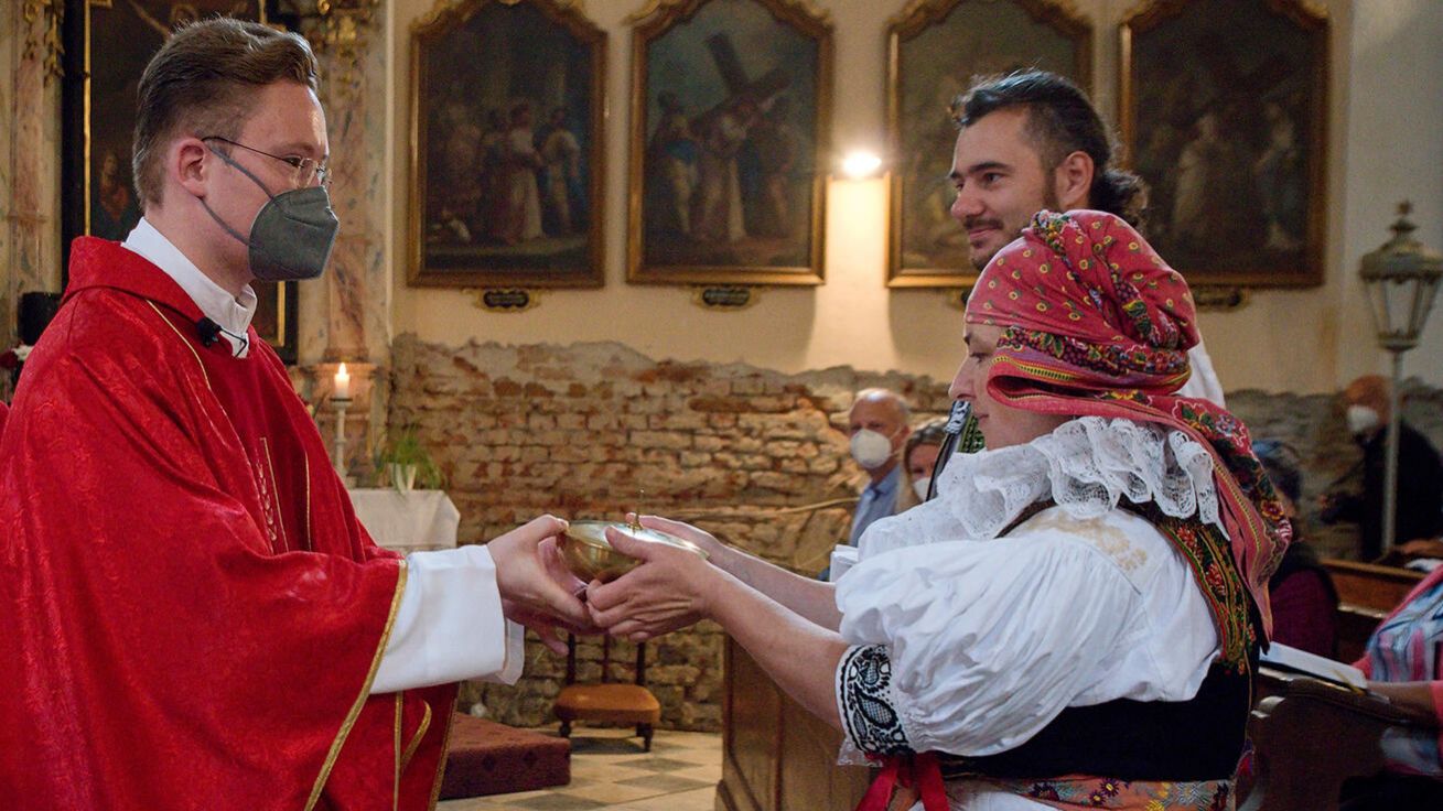 image:Image P. Alexander Röse po prázdninách nastoupí jako kaplan do jedné z farností v bavorském Řezně. Jako člen kongregace augustiniánských kanovníků ve Windesheimu ale má svůj řeholní dům v jedné bavorské vesničce.