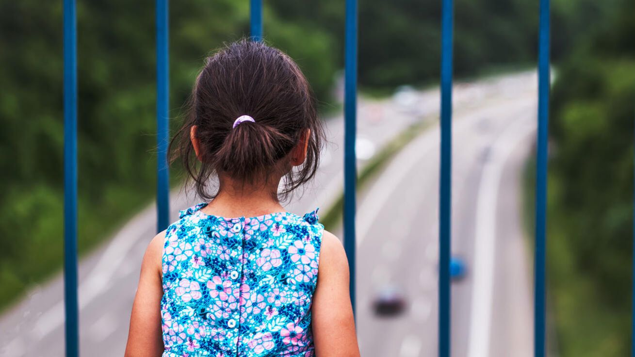 image:Image Děti by neměly se svými strachy zůstat samy.