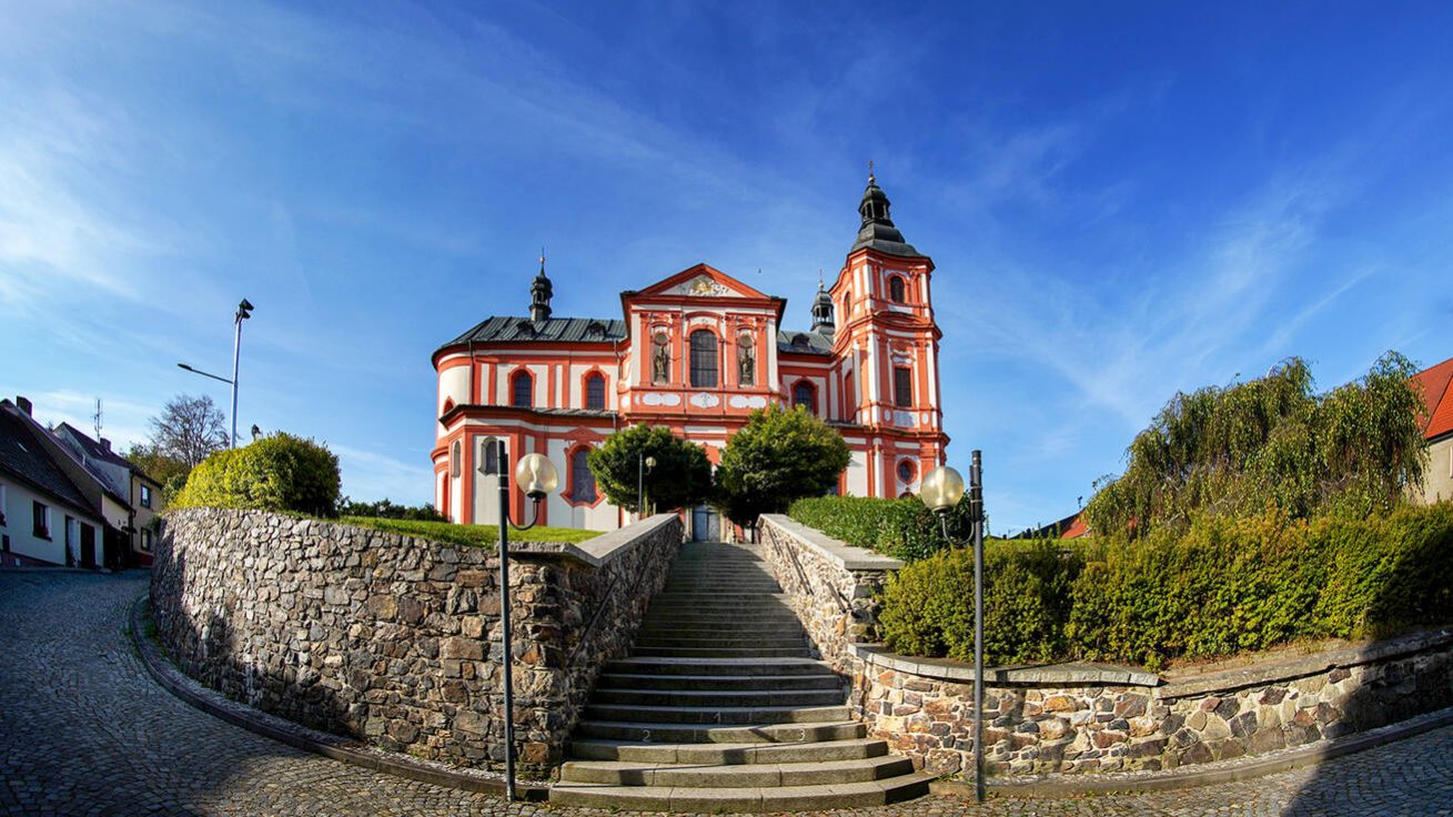 image:Image Celková rekonstrukce přeštického kostela Nanebevzetí Panny Marie potrvá dva roky.
