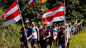 Putovali za usmířením dávných křivd image:Image Putovali za usmířením dávných křivd