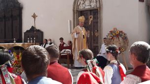 Poděkování za dar úrody při dožínkách v Kroměříži image:Image Poděkování za dar úrody při dožínkách v Kroměříži