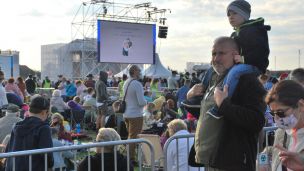 image:Image Buďte lidmi, kteří navazují dialog