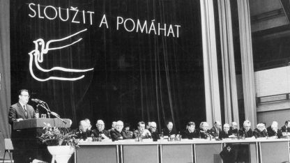 image:Image Pátá kolona v církvi