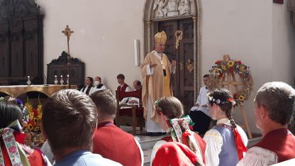 Poděkování za dar úrody při dožínkách v Kroměříži image:Image Poděkování za dar úrody při dožínkách v Kroměříži
