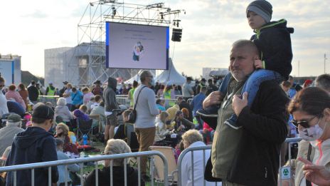 image:Image Buďte lidmi, kteří navazují dialog