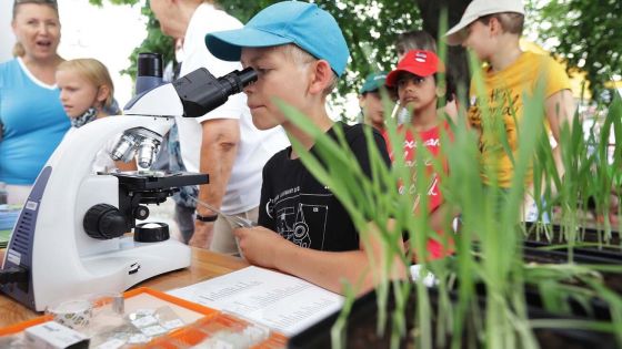 image:Image Mendelův festival zaplnil klášter