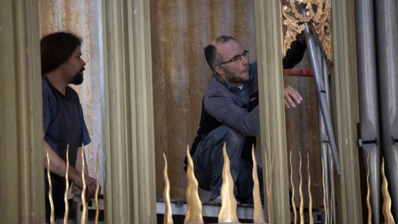 image:Image Ve Křtinách opravují 250leté varhany