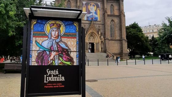 image:Image Svatá Ludmila na náměstí Míru
