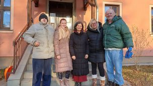 image:Image Kapka v moři s farností v zádech