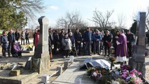 Rozloučení s Věrou Sosnarovou image:Image Rozloučení s Věrou Sosnarovou