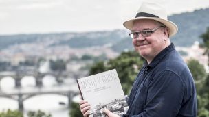 image:Image Město je jako sešívaná deka