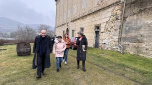 image:Image Návrat na rodný zámek