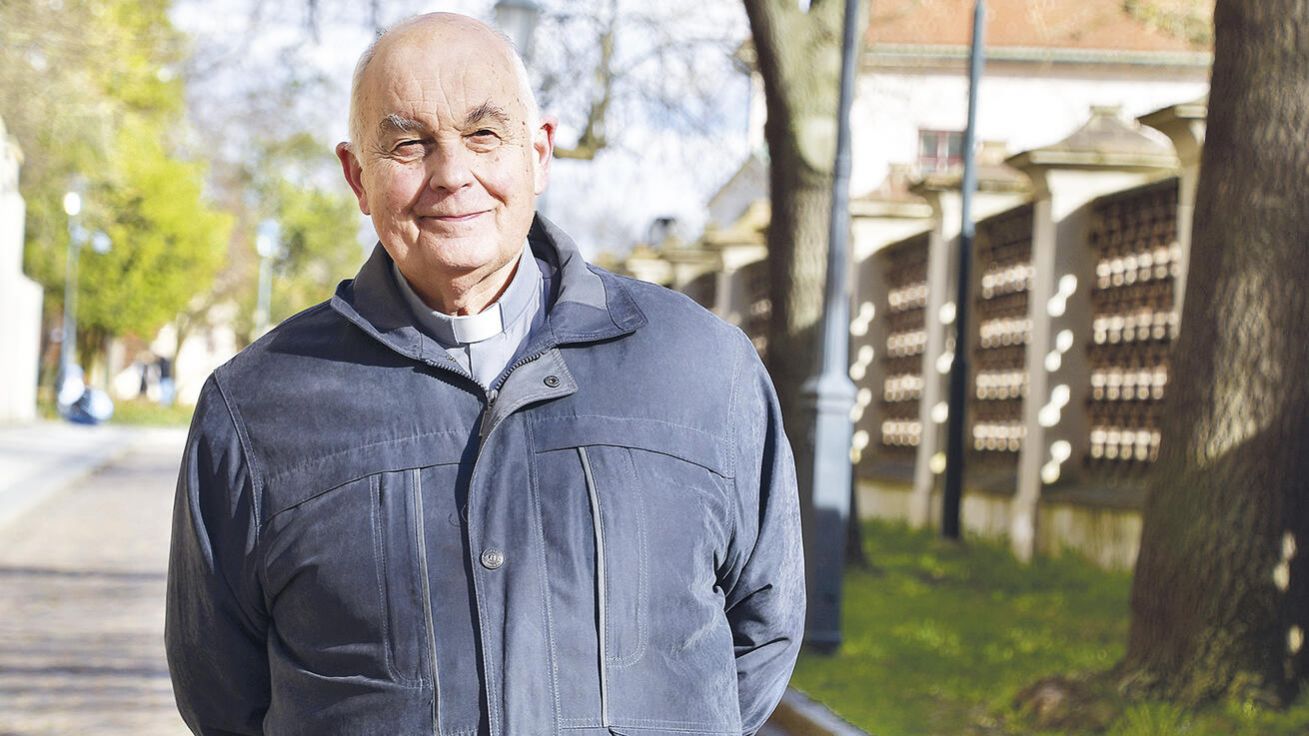 image:Image „Cítím rozdíl mezi lidmi, kteří vyrostli za svobody, a námi, kdo jsme zformovaní něčím jiným, co jen tak neodpářeme.“