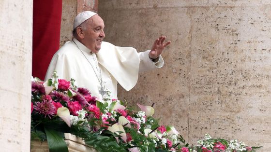 image:Image Papež prosil za mír i za rukojmí