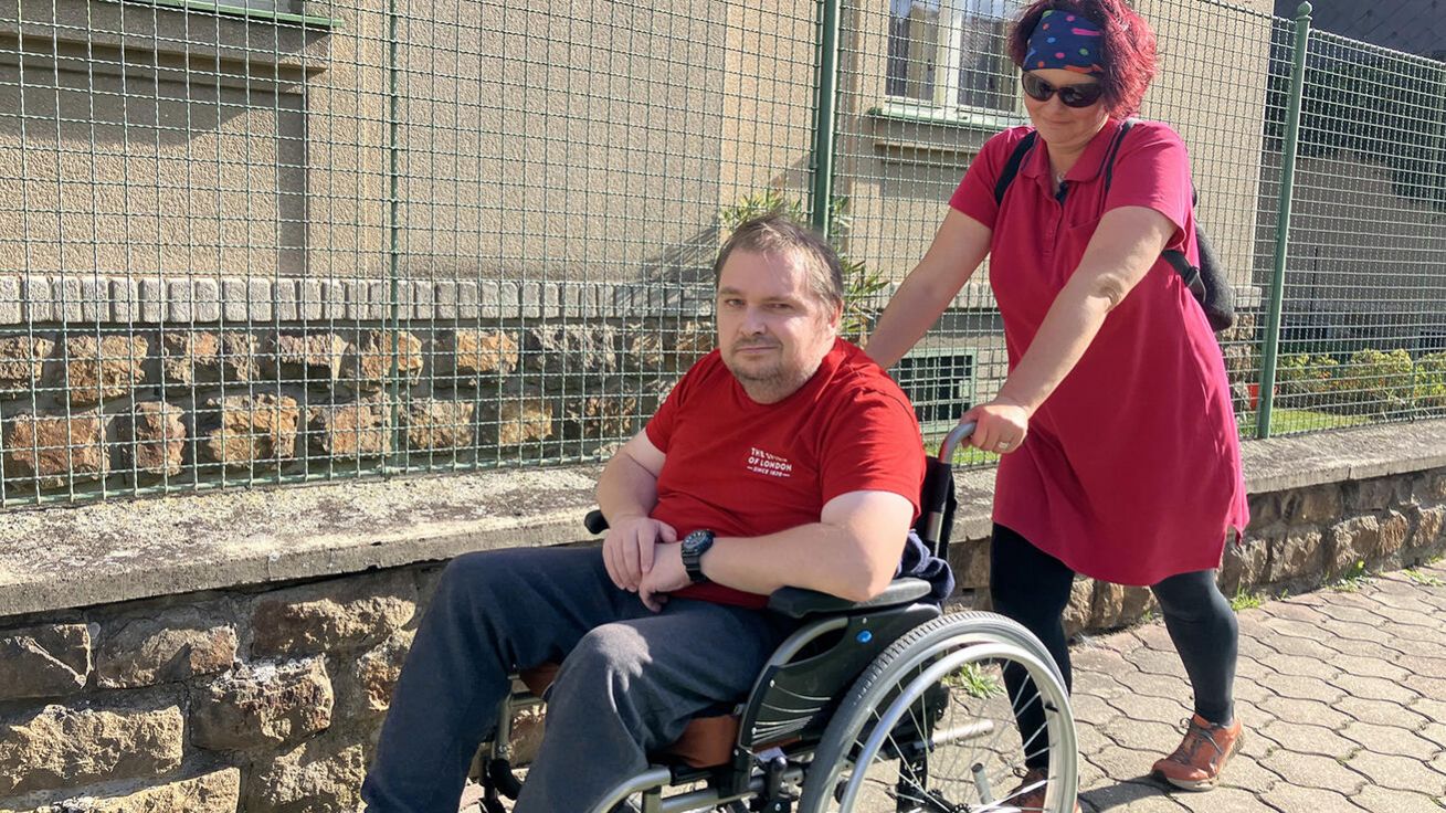 image:Image Na procházce s Annou Zemanovou.