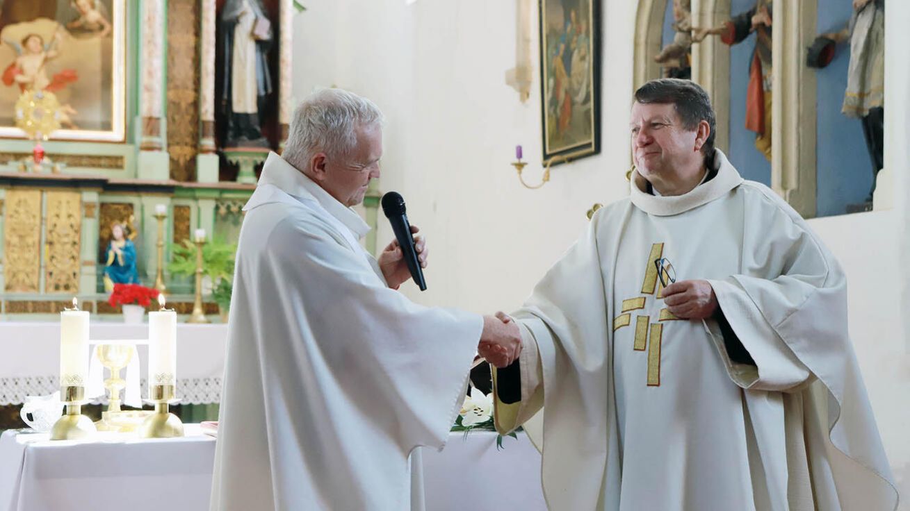 image:Image V Olbramovicích se sešli dva rodáci z Jihlavy – P. Vojtěch Kodet a P. Jan Fiala.