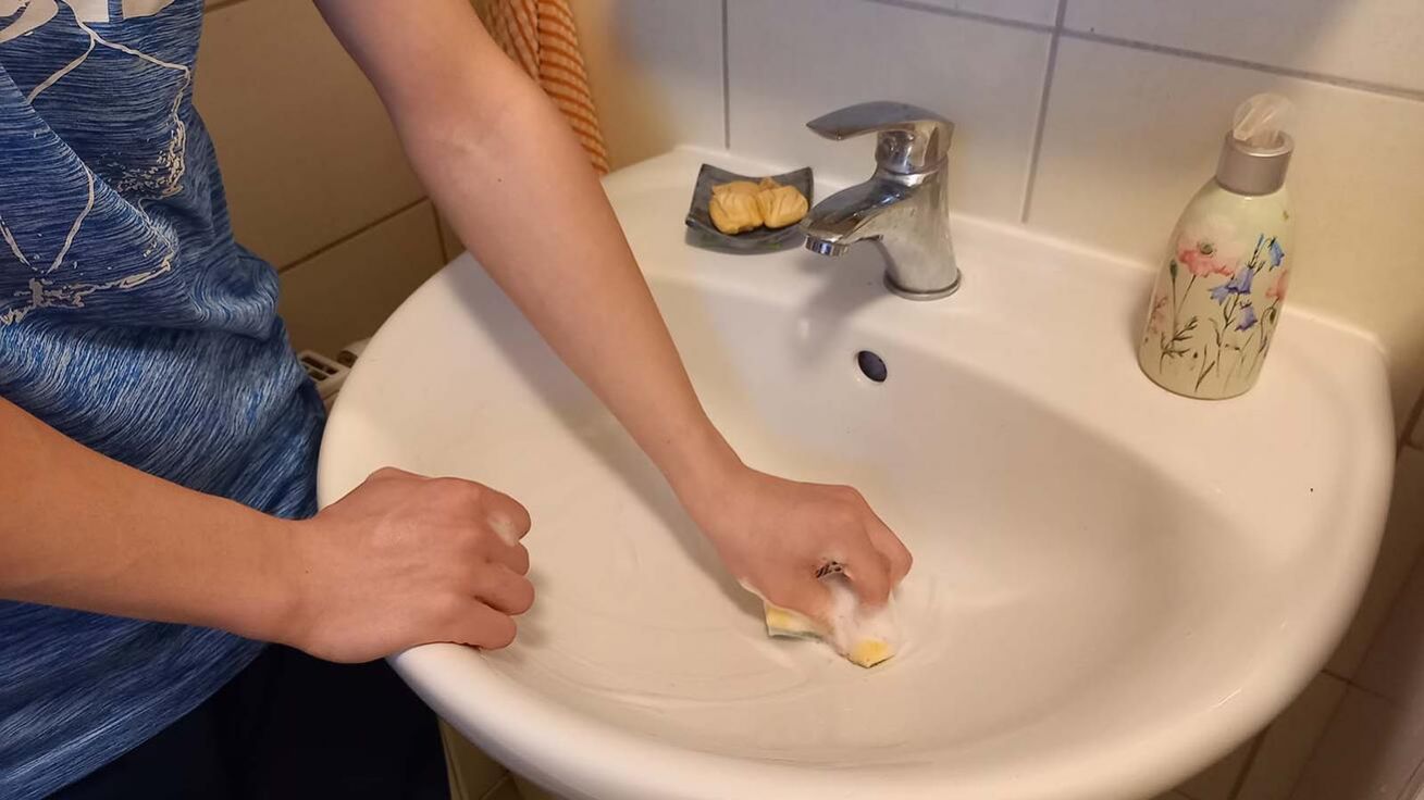 image:Image Každé dítě je jiné, proto neexistuje univerzální rozdělení domácích povinností. Nicméně na vytvoření stálého návyku je v průměru zapotřebí tří týdnů.