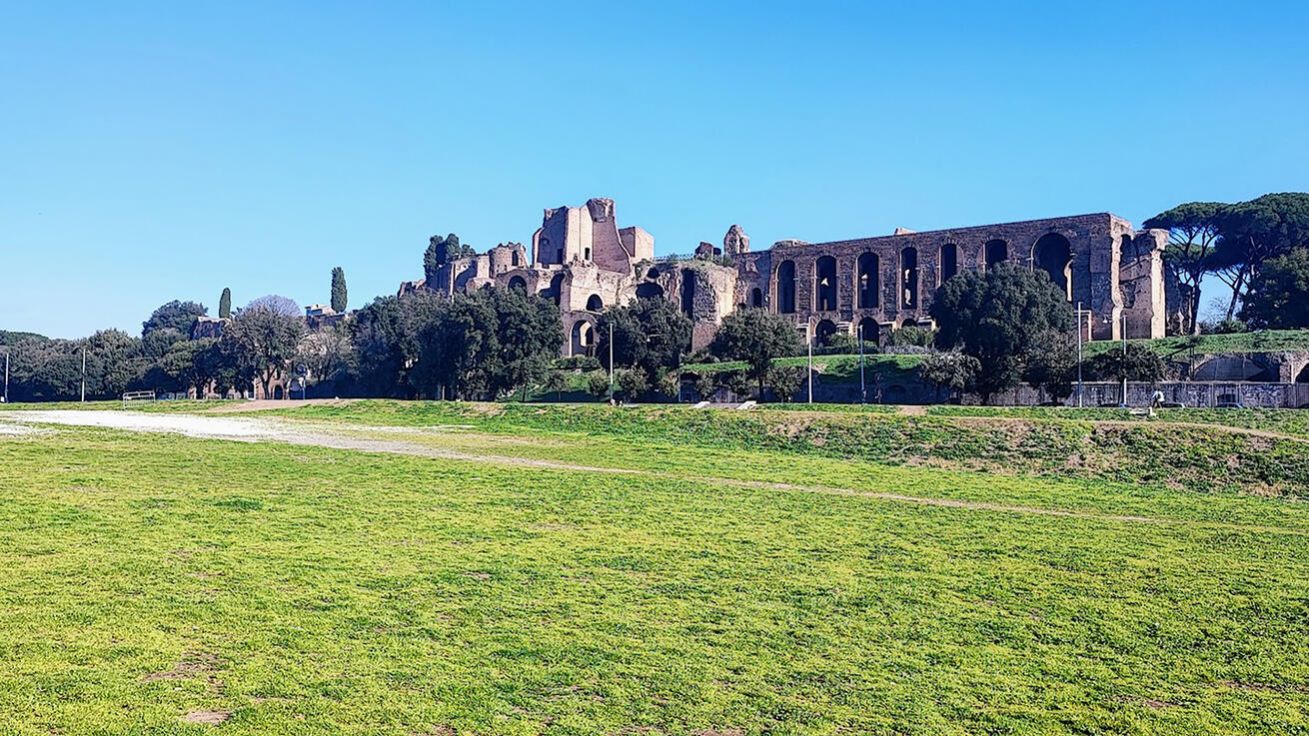 image:Image Circus Maximus - římské antické sportoviště a popraviště prvních křesťanů.