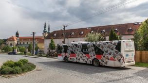 Maturanti na autobusu image:Image Maturanti na autobusu