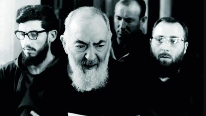 Sv. Pio z Pietrelciny na dosud neznámých snímcích image:Image Sv. Pio z Pietrelciny na dosud neznámých snímcích