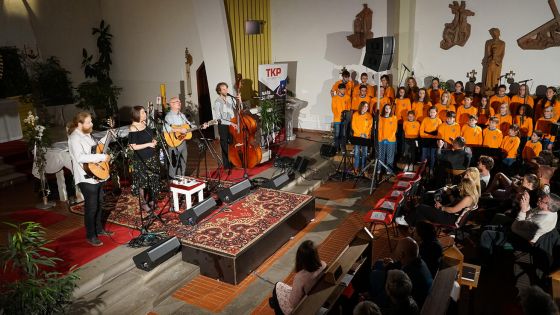 image:Image Spirituál kvartet doprovodil i dětský pěvecký sbor ZUŠ Vojtěch.