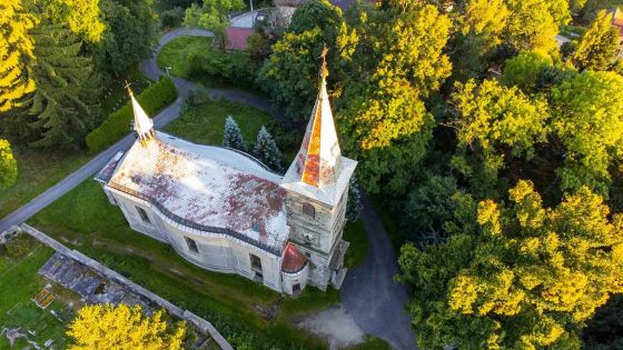 image:Image Kostel sv. Petra a Pavla v Tanvaldě.