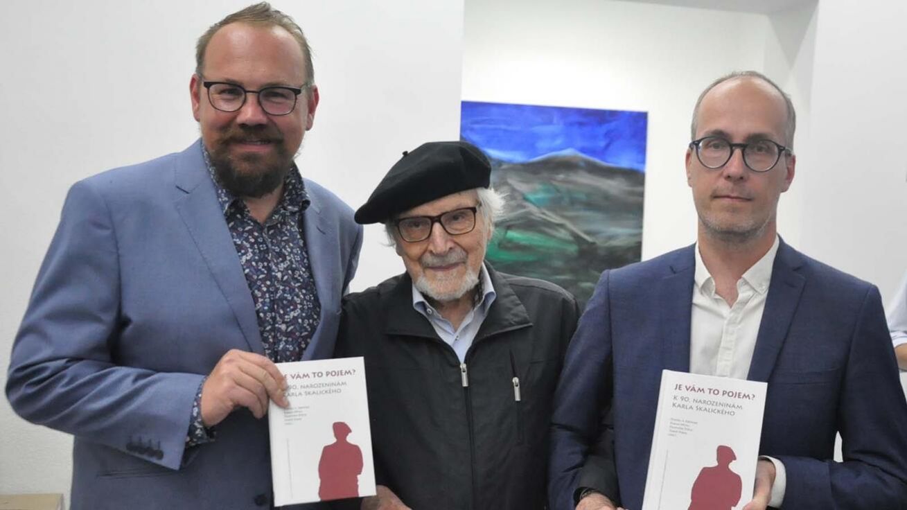 image:Image Teolog Karel Skalický s editory knihy Františkem Štěchem a Zdeňkem A. Emingerem.