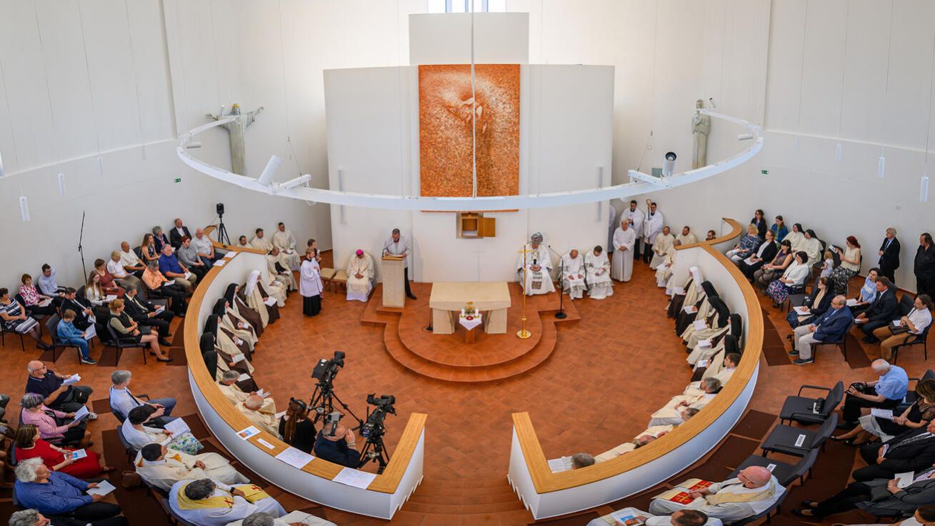 image:Image Svěcení kostela sv. Terezie v Drastech.