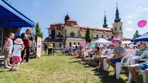 image:Image Program Mladí fandí Velehradu zve na muziku, parkour soutěže, kavárnu nebo fotokoutek.
