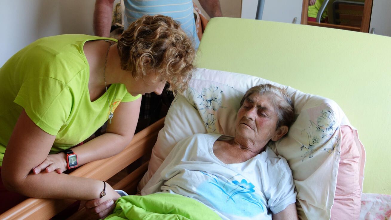 image:Image Dožít svůj život důstojně a v kontaktu se svými nejbližšími.