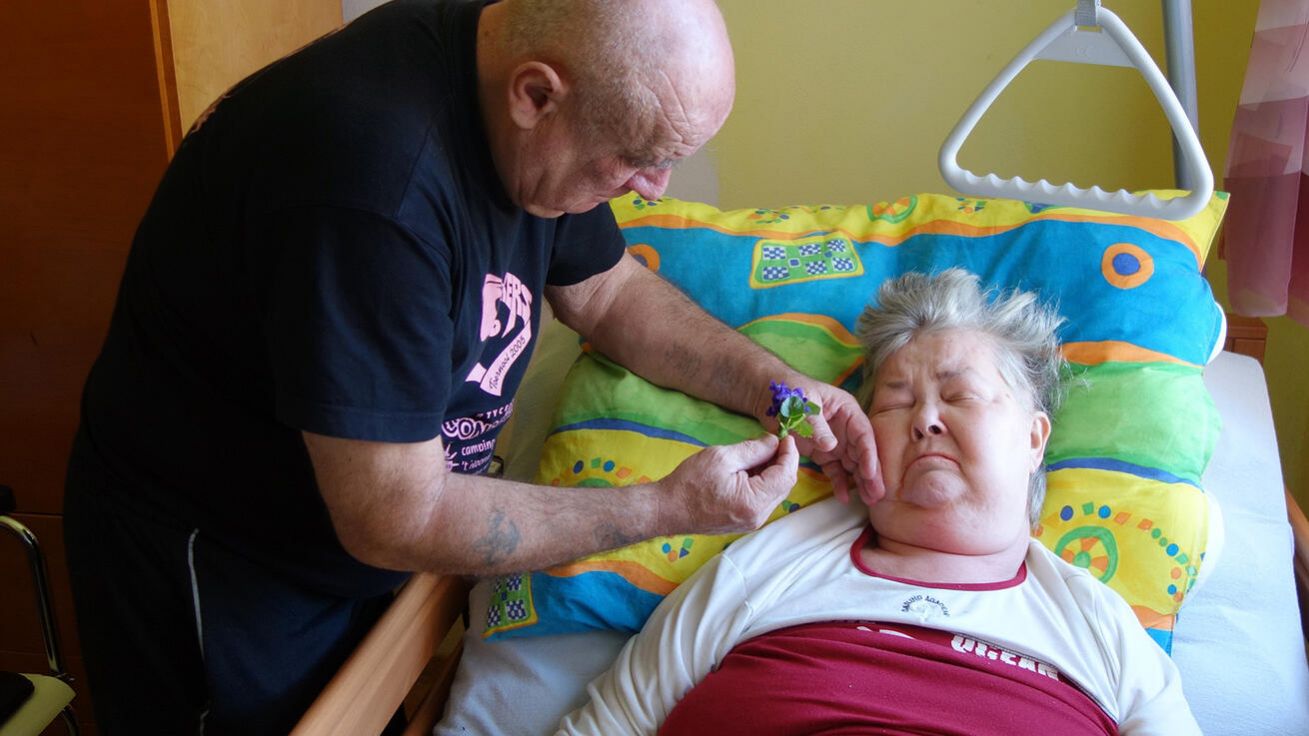 image:Image Zůstat spolu až do konce je přirozená lidská potřeba.