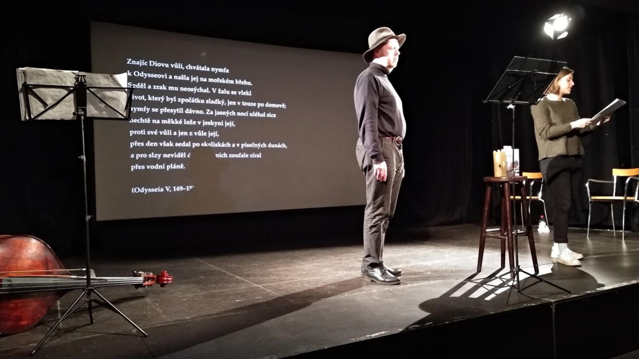 image:Image V Nekostele vystoupil i literární historik a kazatel Českobratrské církve evangelické Martin C. Putna.