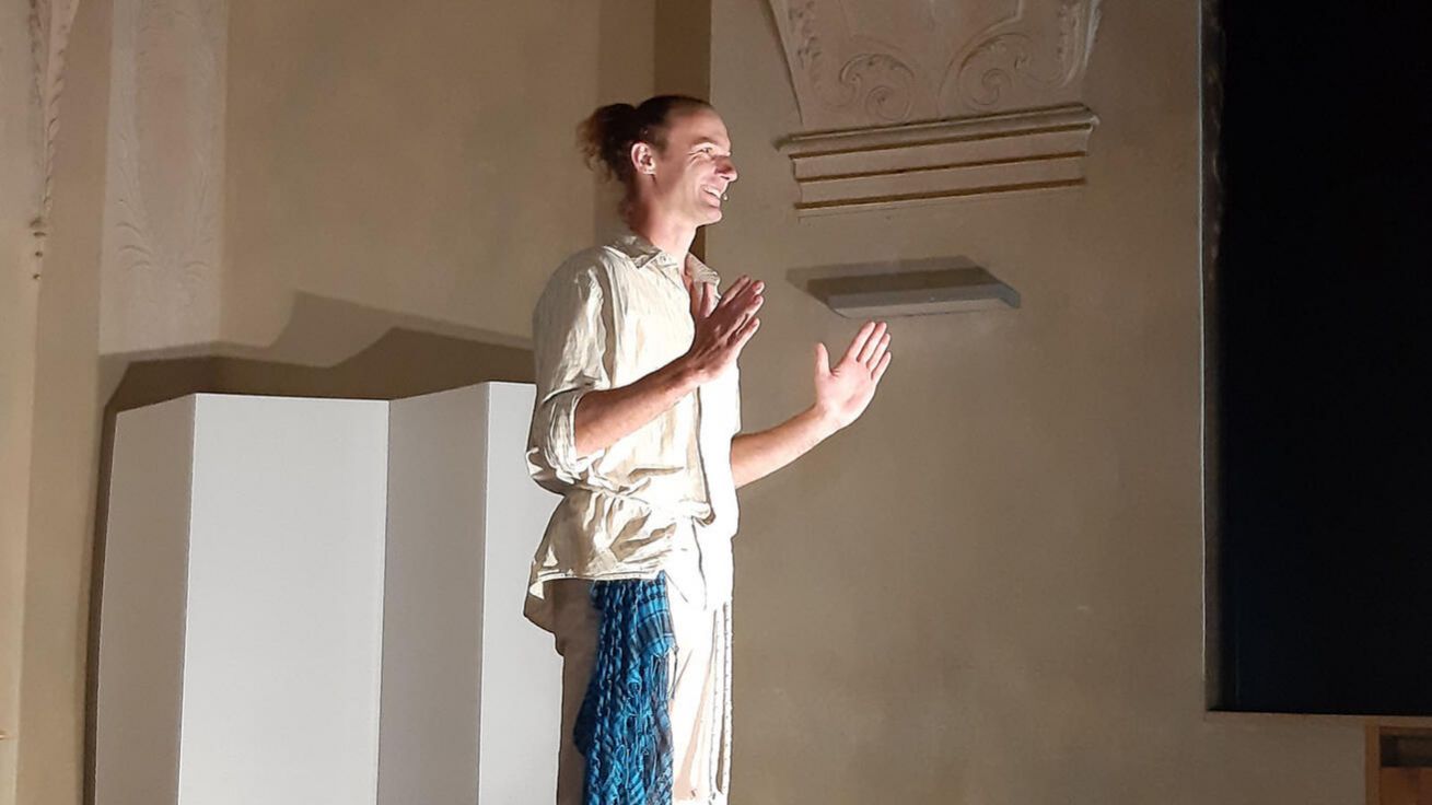 image:Image Z představení Jana Horáka Rybáři v Dominikánské 8.