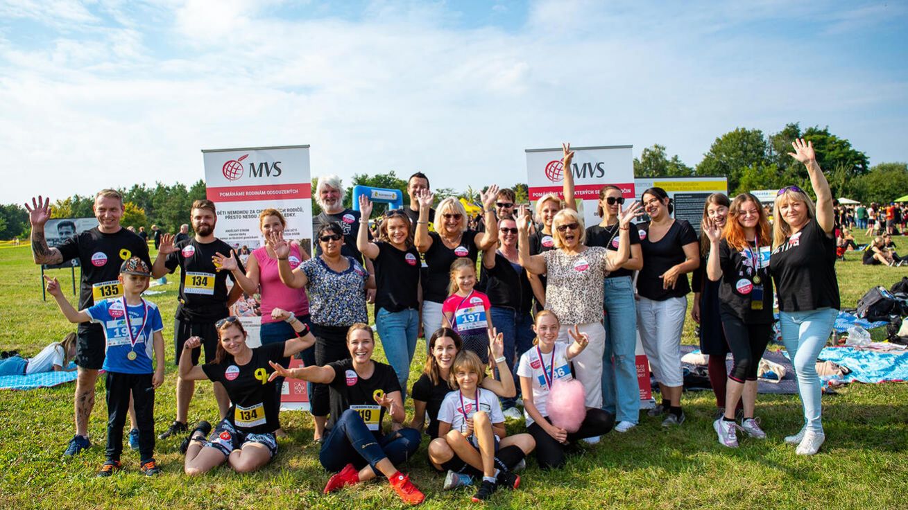 image:Image S vaší podporou a Boží pomocí si troufáme vstoupit do dalších let práce.