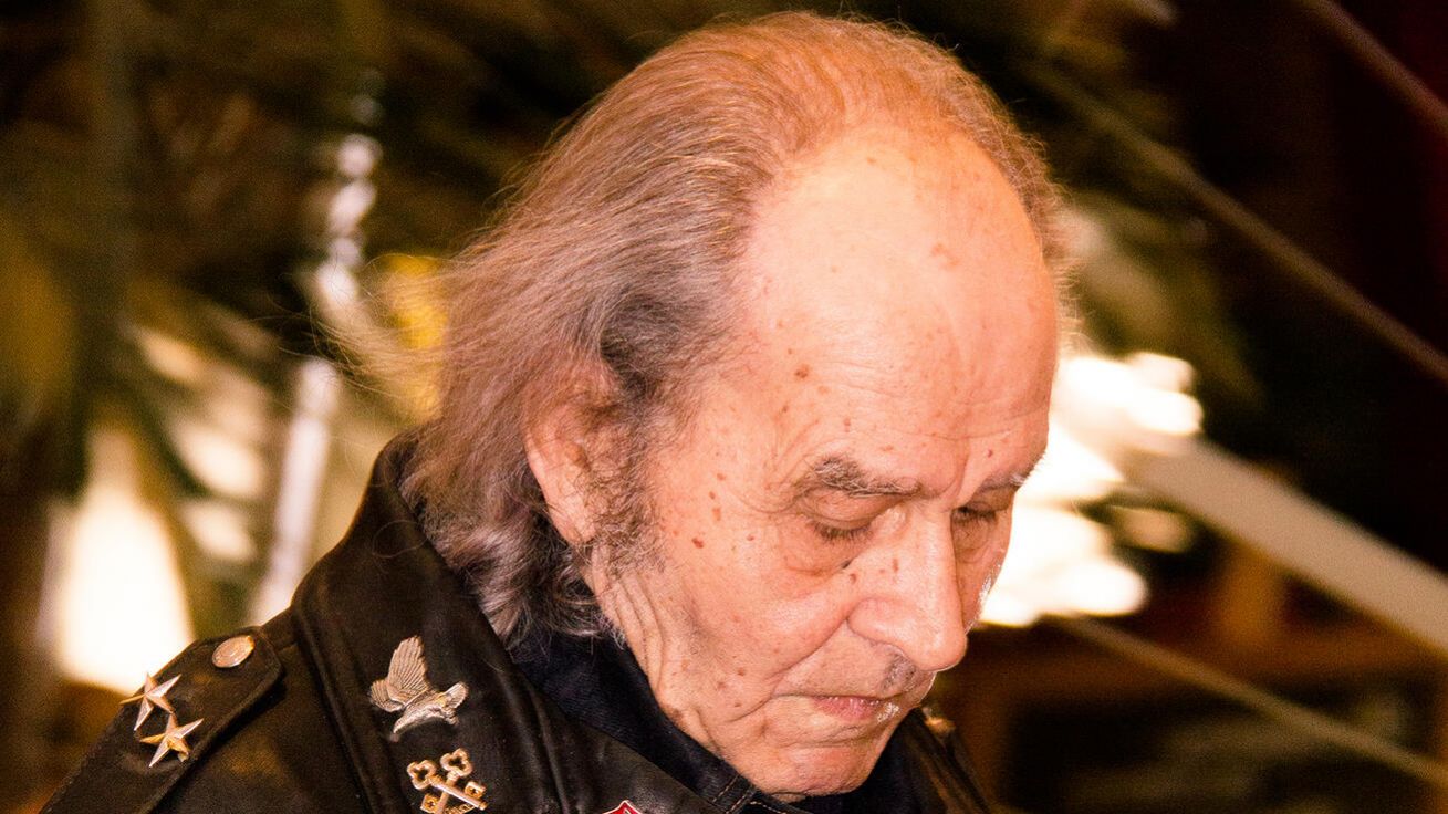 image:Image P. Guy Gillbert v roce 2019.