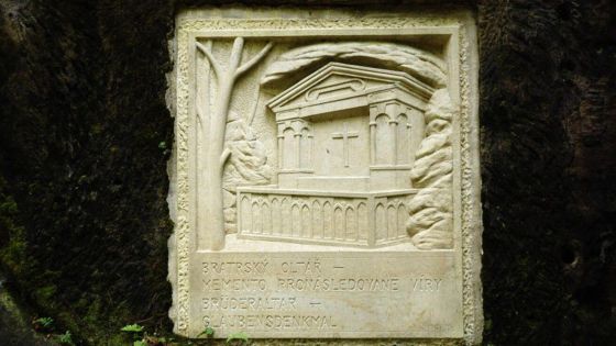 image:Image Kdo byli příslušníci zapovězených konfesí?