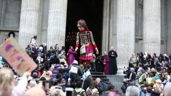 image:Image Loutka jako symbol uprchlictví