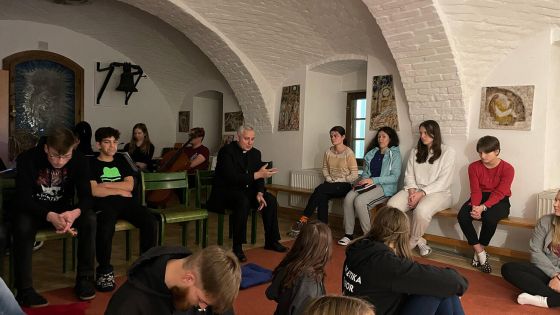 image:Image Setkání mládeže na konci církevního roku