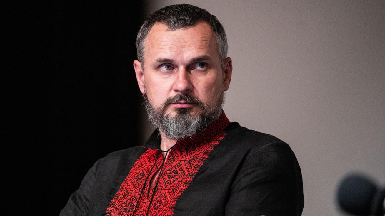 image:Image „O válce by se mělo mlčet, nebo říkat pravda,“ míní režisér a poručík ukrajinské armády Oleh Sencov. 