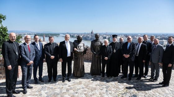 image:Image Před tím, než maďarská vláda převzala předsednictví Rady EU, přijeli do Budapešti zástupci evropských církví.