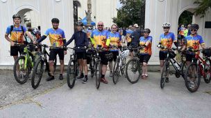 image:Image Cyklisté putují do Itálie